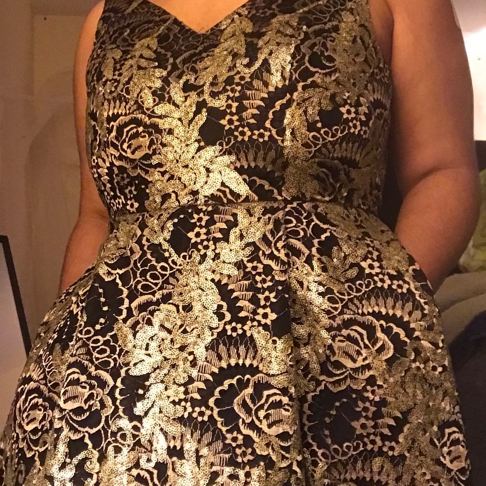 CALVIN KLEIN SEQUINS DRESS! (WITH SHORT TRAIN) 💕